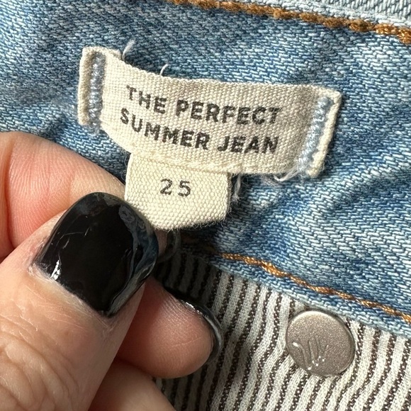 Madewell The Perfect Summer Jean size 25 Jeans | Destructed | Raw Hem - Picture 9 of 16